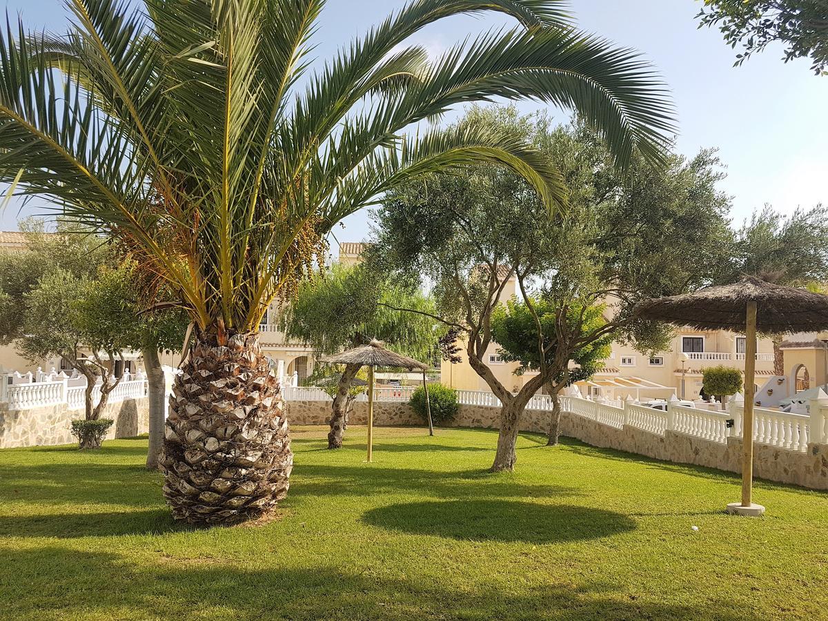 فيلا Globus Gran Alacant سانتا بولا المظهر الخارجي الصورة